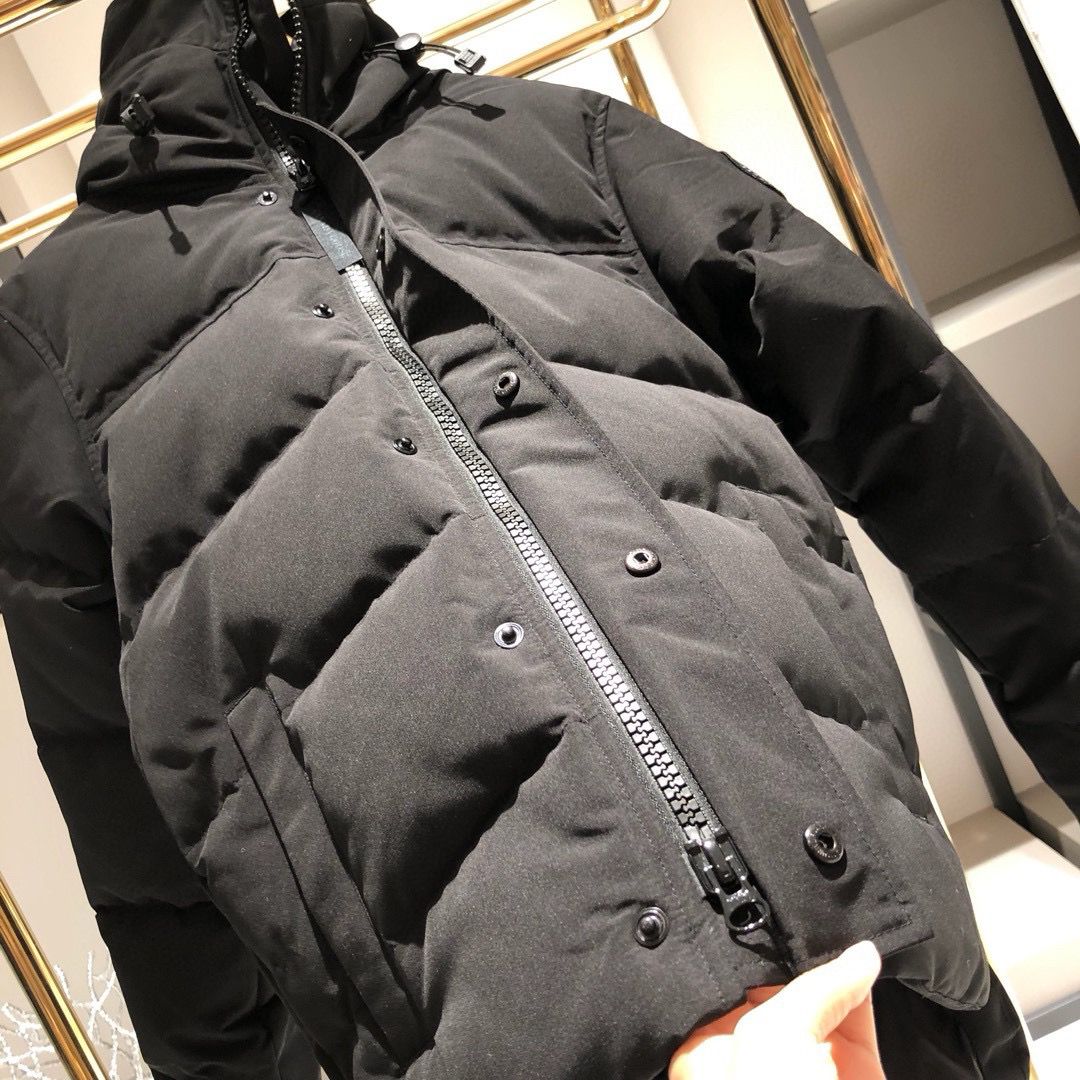 Canada Goose Arctic Solid Black Down Jacket