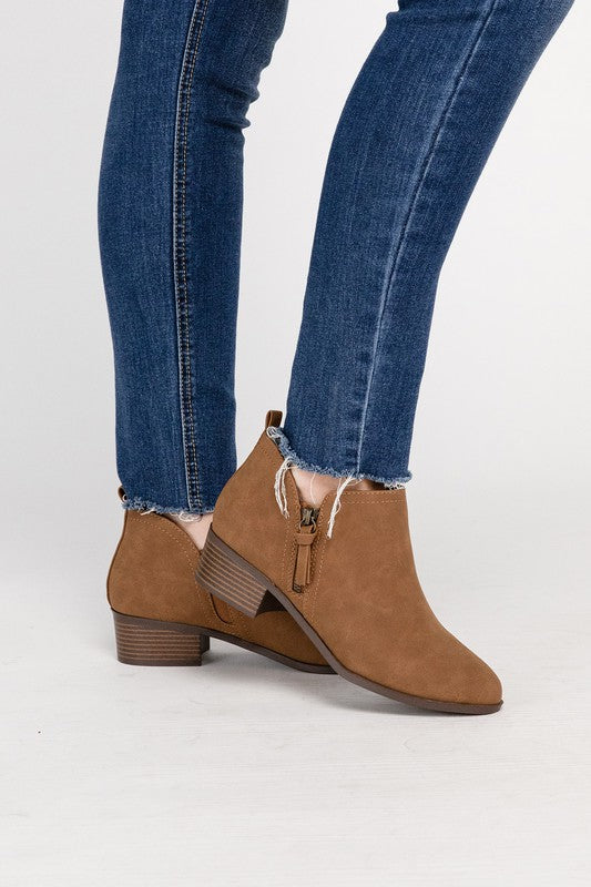 ZAYNE Ankle Booties