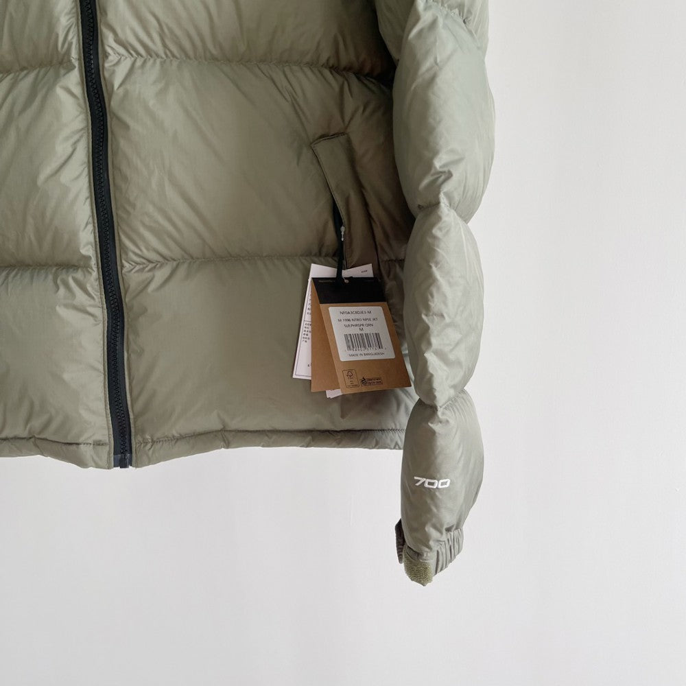 THE NORTH FACE 004 Forest Green Down Jacket