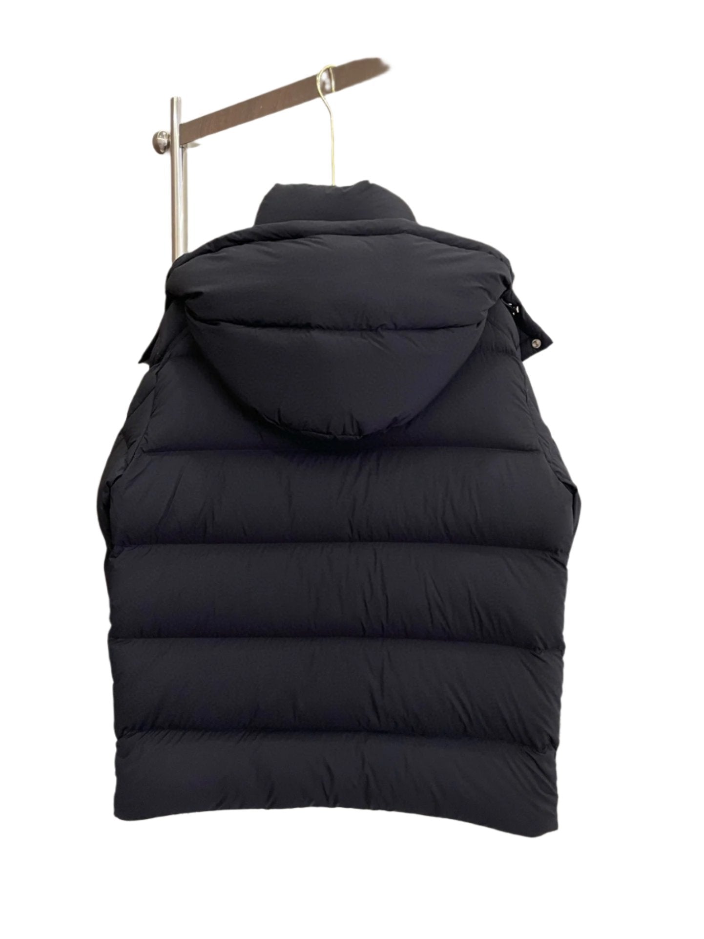 Moncler Men's DIST Black Down Jacket