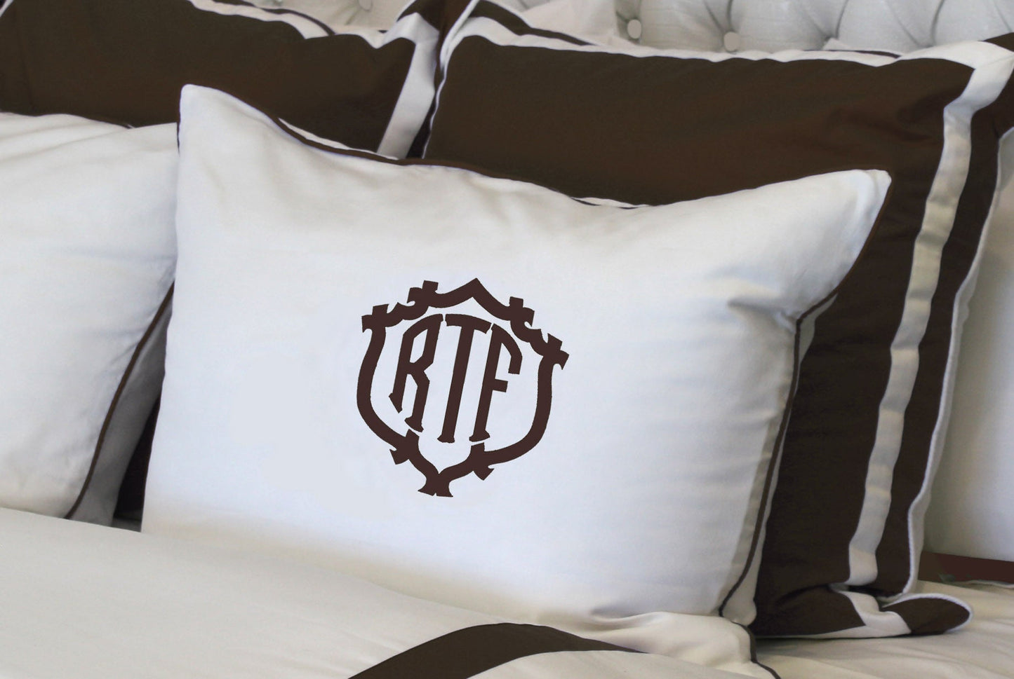 Triple Crown Decorative Pillow * CUSTOMIZABLE * - UE Fashion